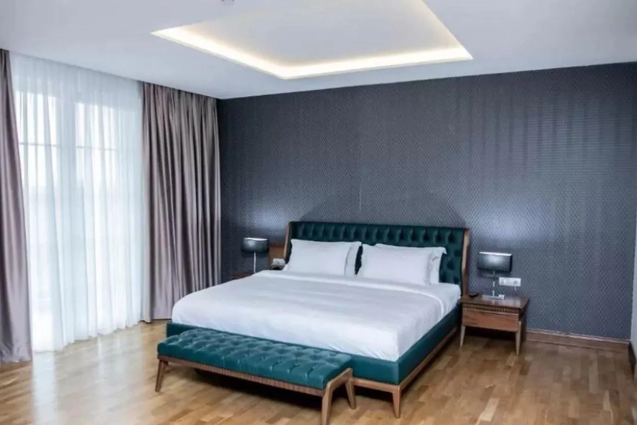 Hotel Prestige Resort Durres Qerret